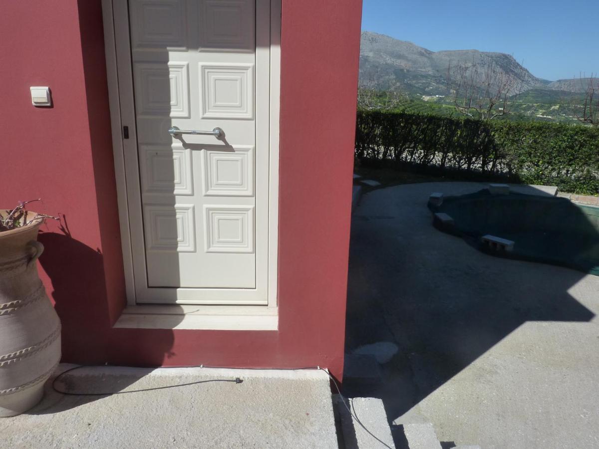 Entire Independent Maisonette Near Heraklion Pottery Classes Petrokéfalo Kültér fotó